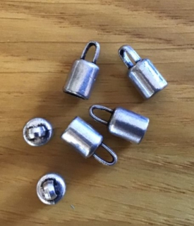 Koncovka kovová s očkem 6x8mm platina 1pár