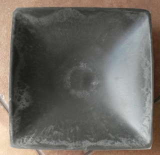 ..poslední 1ks Miska dekorační plast pevný  18x18cm  - Peuter