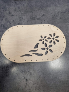 ...poslední 1ks Dno překližka vyřezávané  24x14cm